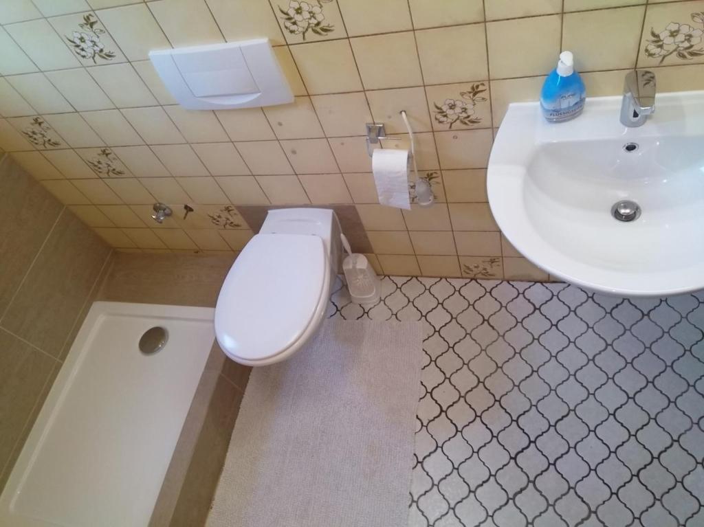 Koupelna v ubytování 4easy Unterkünfte