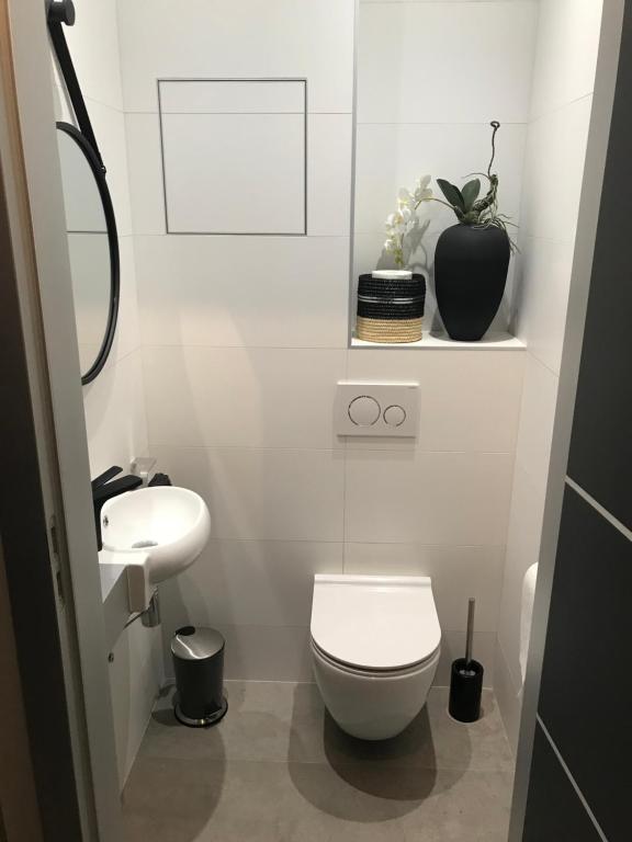 TheGuthPlace – photo 15