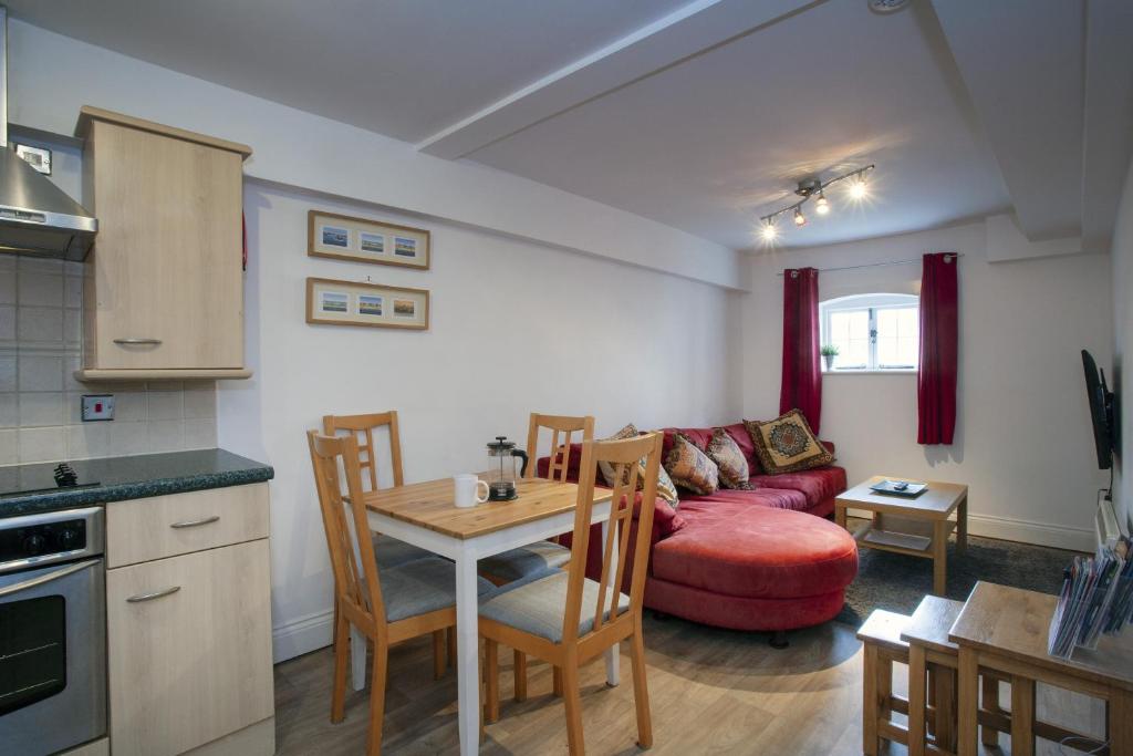 The Maltings - Cosy apartment just outside of city centre