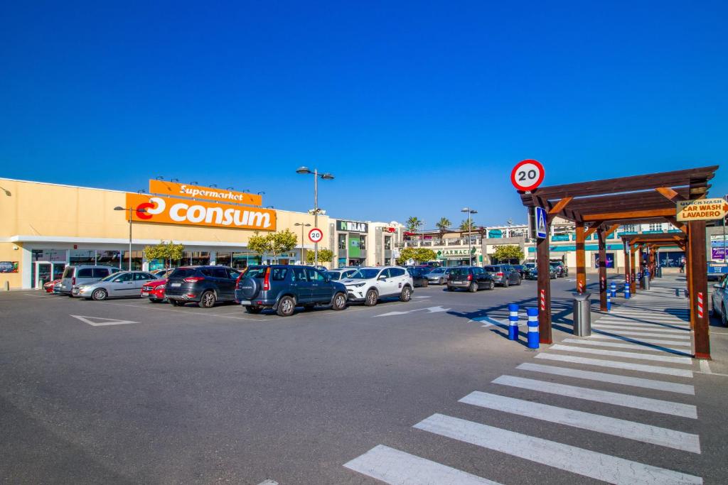 Supermarket alebo iný obchod pri apartmáne alebo v okolí