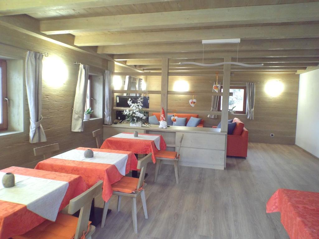 Posezení v ubytování B&B antico tabià dolomitico