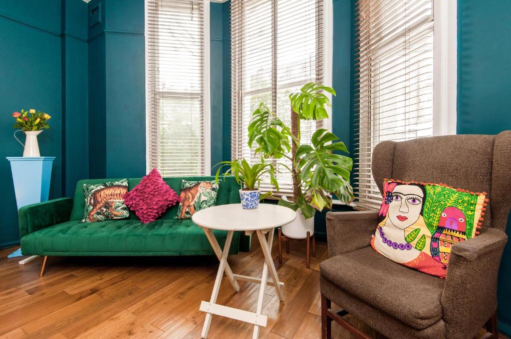 Boutique Style Large Room in Victorian Conversion