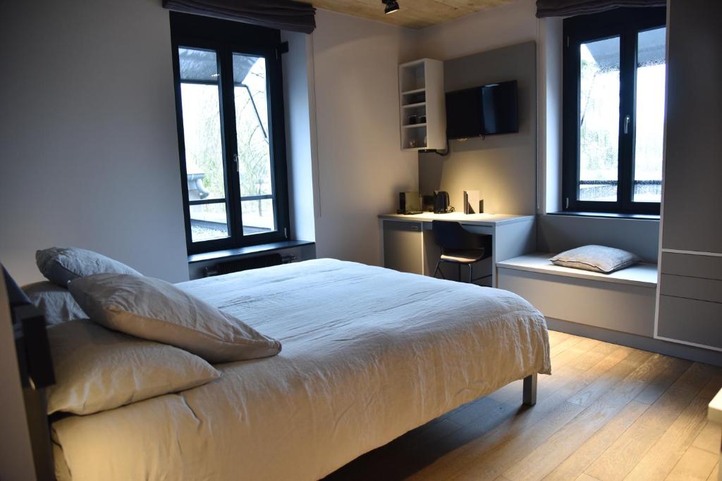 Airfield Living - Airport - Resim 13