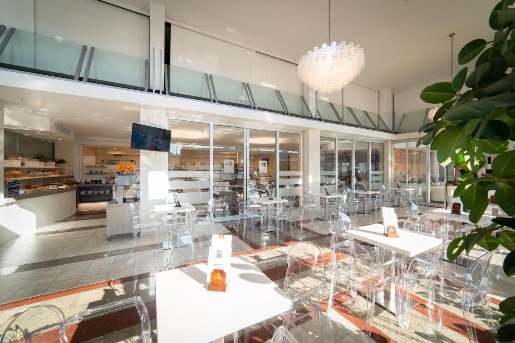 Restaurace v ubytování Alfa Fiera Hotel