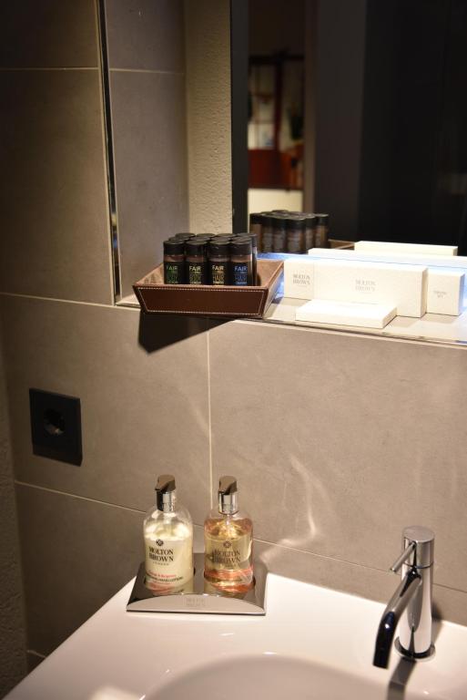 Airfield Living - Airport - Resim 23