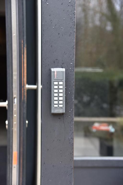 Airfield Living - Airport - Resim 28