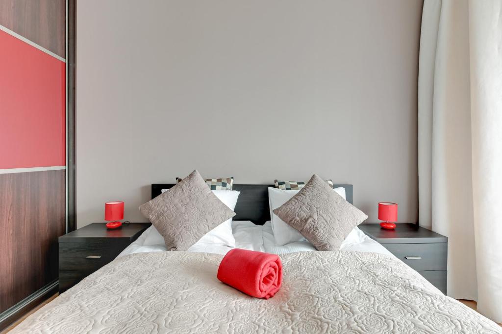 Posteľ alebo postele v izbe v ubytovaní Apartments RIVA - Nadmorski Dwór Premium