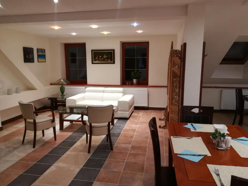 Hotel na Kafkové - Resim 11