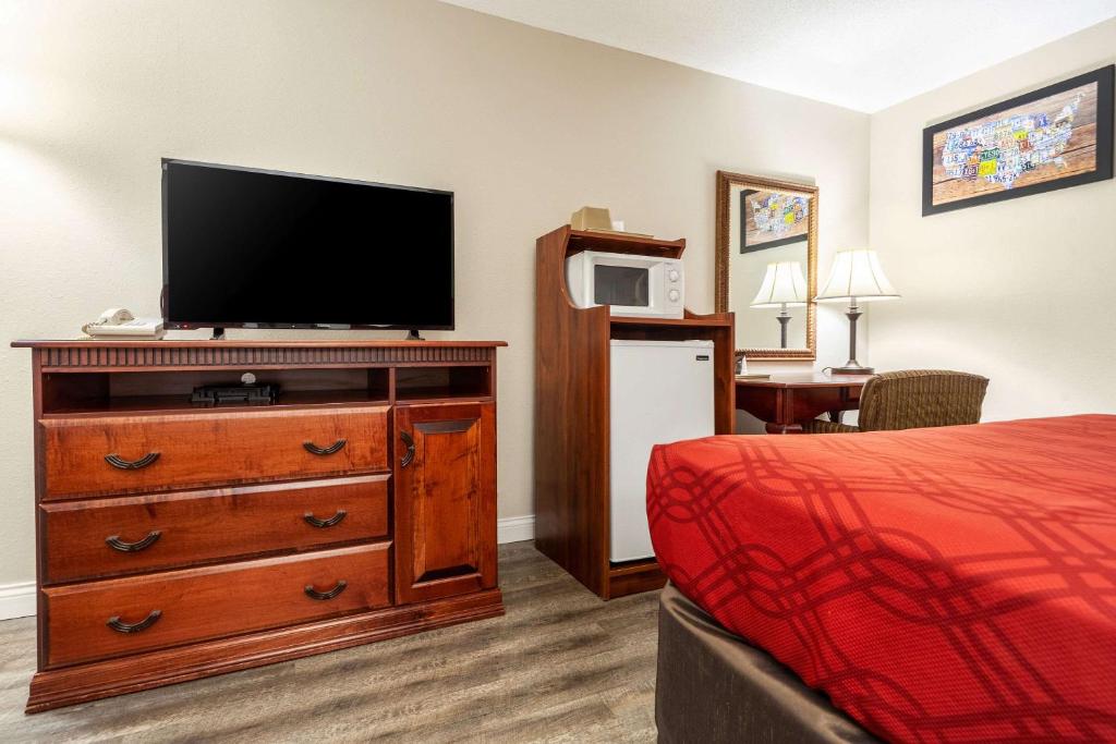 Econo Lodge Lincoln - Chambre Queen Avec Deux Lits Queen - Non-fumeur