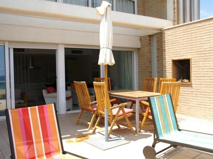 Balkón alebo terasa v ubytovaní Apartamentos Rodamar
