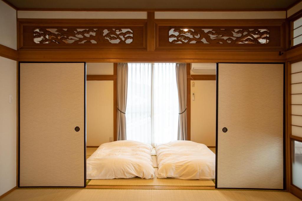 洋宿 Hiroi Yado - Maison De Trois Chambres