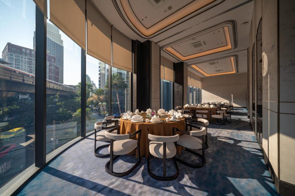 Carlton Hotel Bangkok Sukhumvit photo