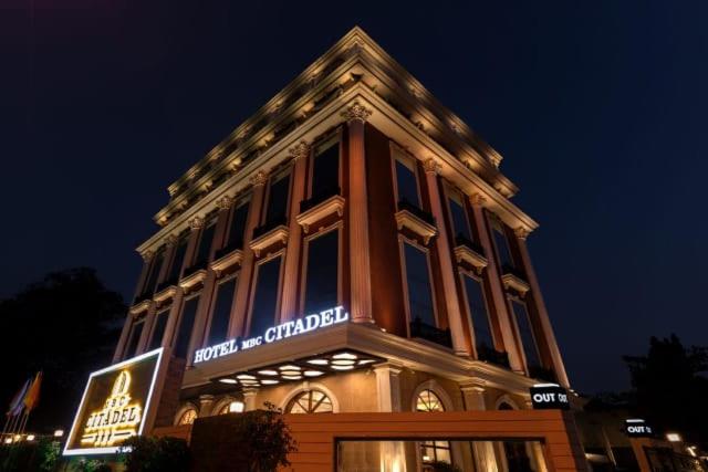 Budova, kde se hotel nachází