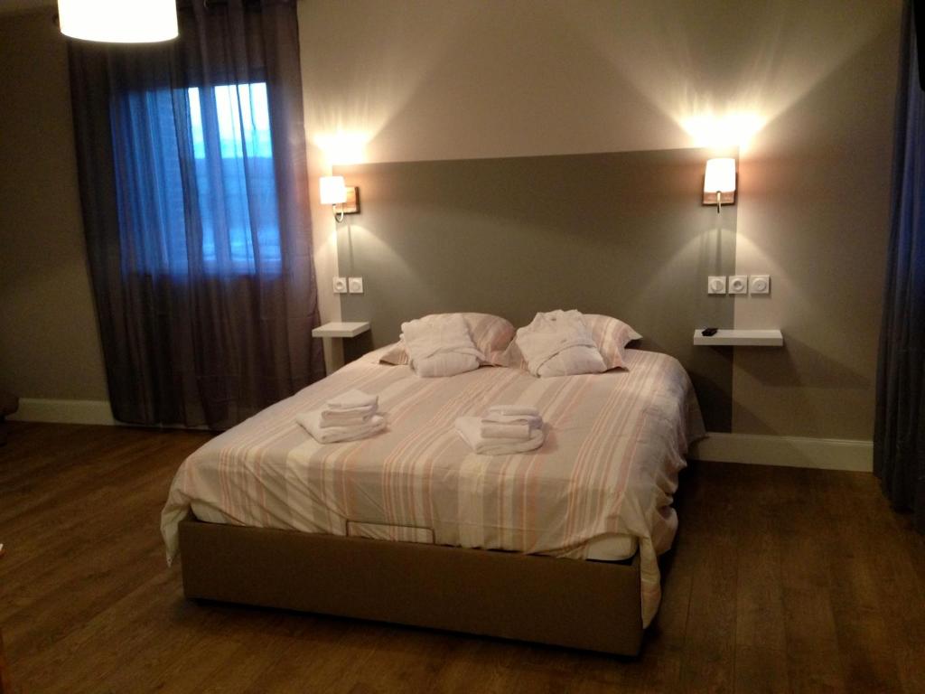 Auberge du Moulin à Vent, The Originals Relais - Superior Quadruple Room
