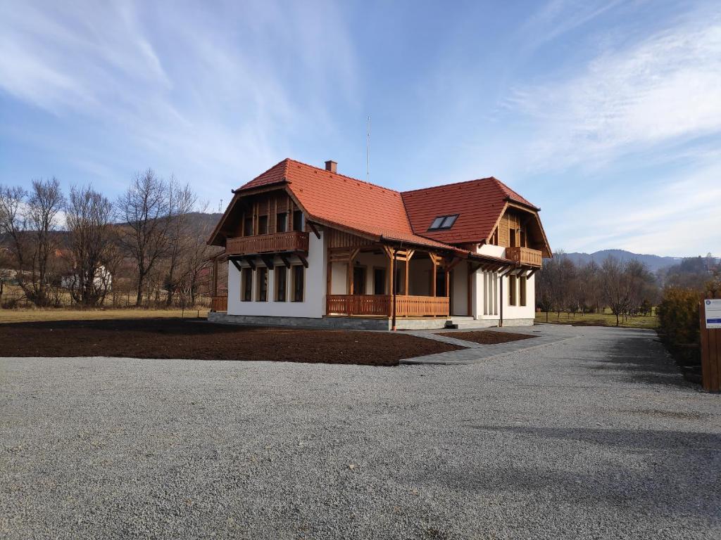 Budova, kde se bed and breakfast nachází