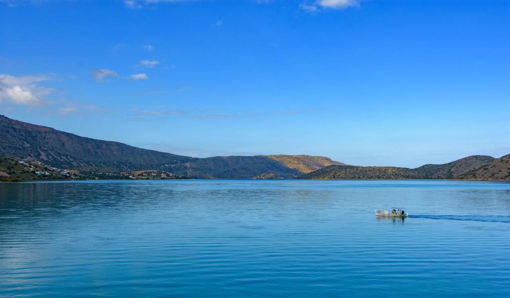 Korfos Sea Side Apartment (Griekenland Elounda)