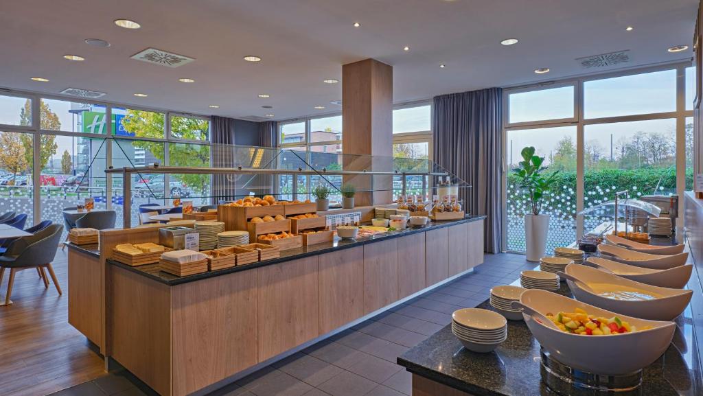 Holiday Inn Express Düsseldorf - City North by IHG - Resim 20