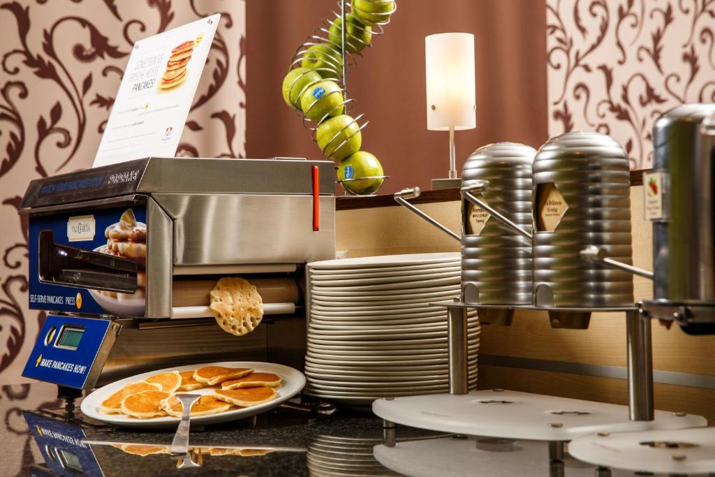 Holiday Inn Express Düsseldorf - City North by IHG - Resim 28