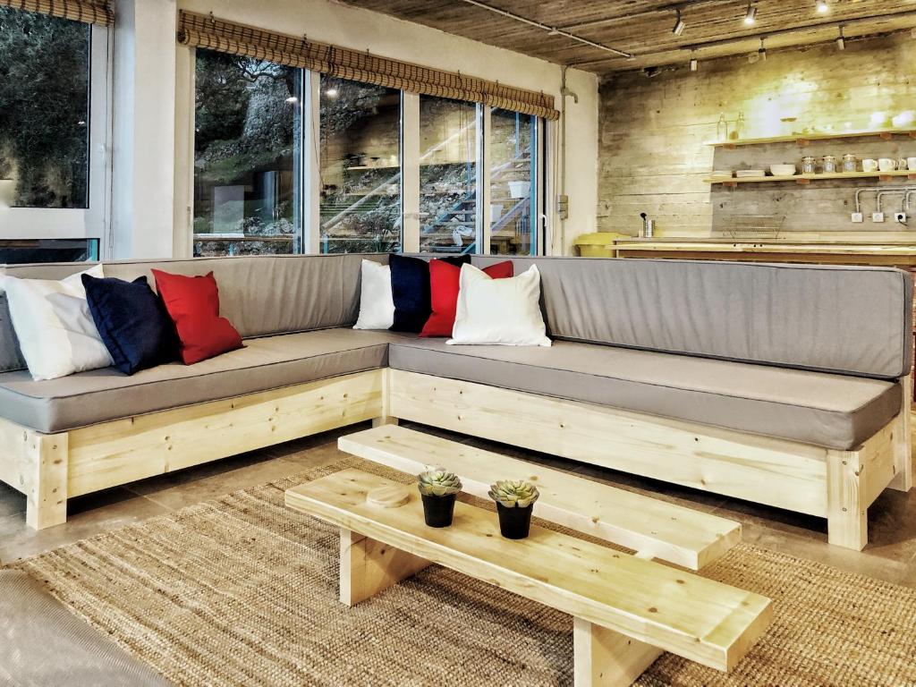 Posedenie v ubytovaní House Sienna of Villa Intaba Best Views Corfiot Riviera Corfu Island Greece Contemporary Design Pool with Spectacular Sea VIEWS close to Ipsos Beach