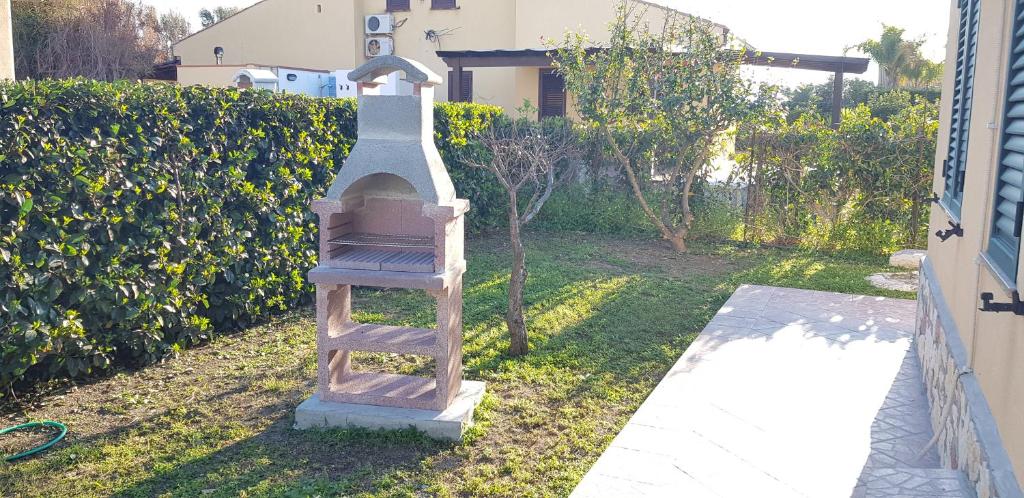 Vonkajšia záhrada v ubytovaní Case Vacanze Paradise Beach Vicino Cefalù PISCINA APERTA