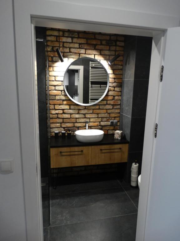 Black&White Apartment Bis - Małe Garbary 8 - 13