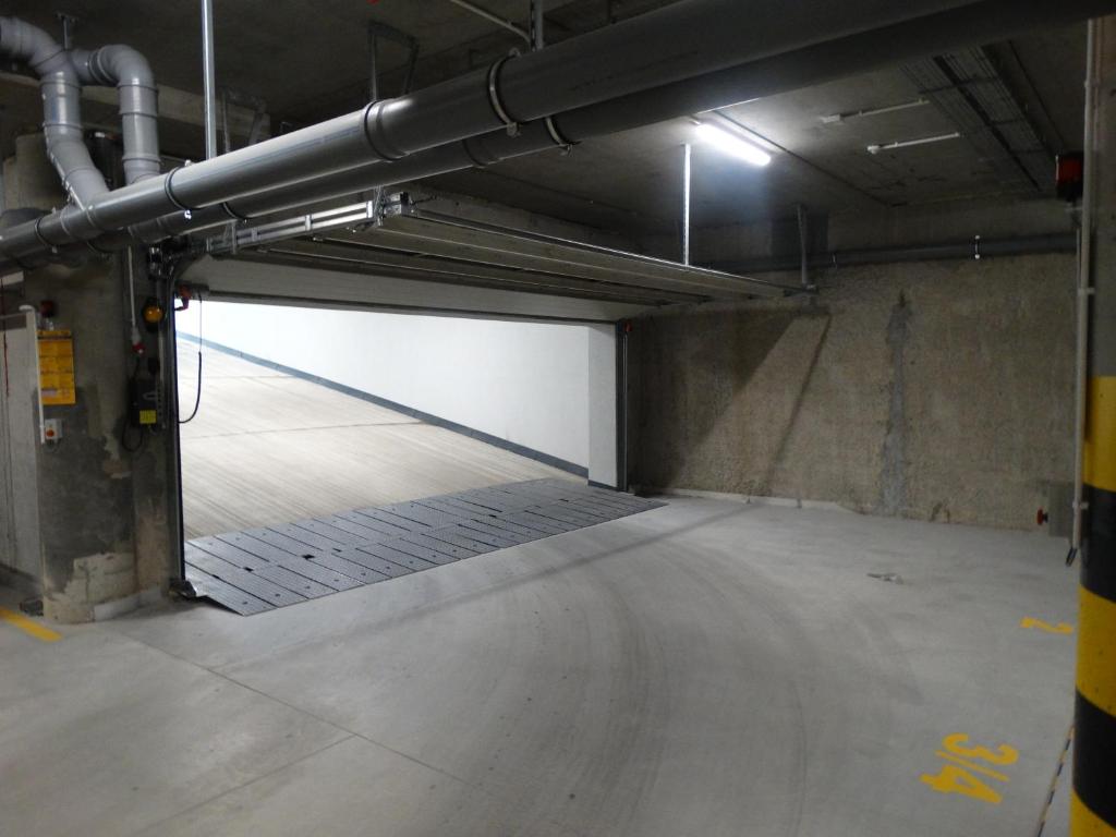 Black&White Apartment Bis - Małe Garbary 8 - 5