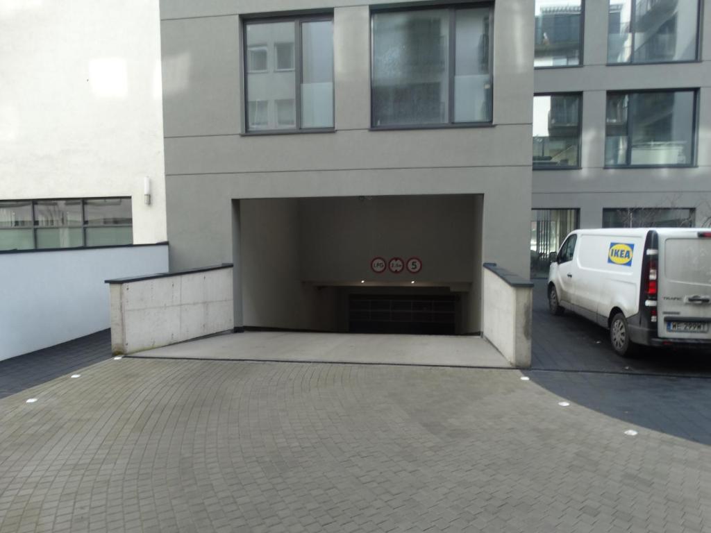 Black&White Apartment Bis - Małe Garbary 8 - 4