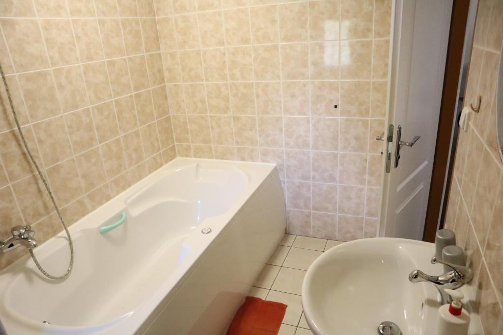 Kúpeľňa v ubytovaní Hotel 66