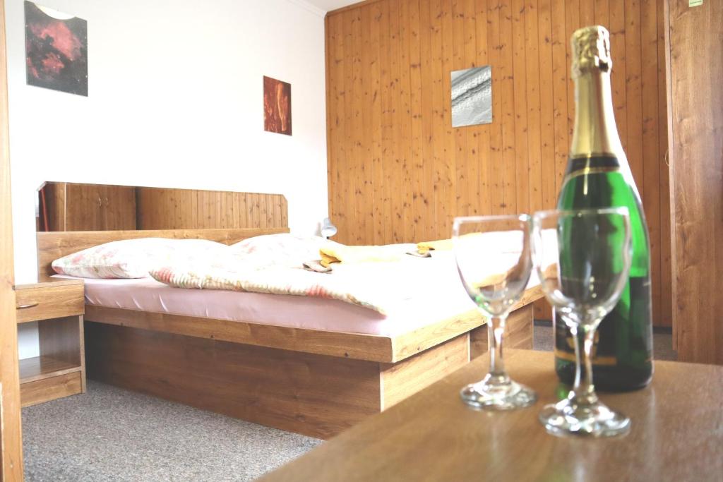 Posteľ alebo postele v izbe v ubytovaní Hotel 66