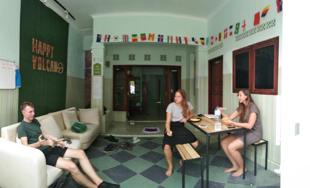 Happy Volcano Backpacker Hostel Dormitory