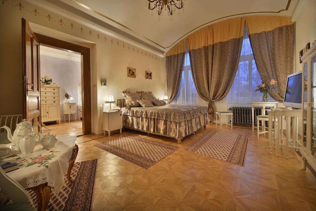 Postel nebo postele na pokoji v ubytování Apartman Dalia Janáčkovo nábřeží