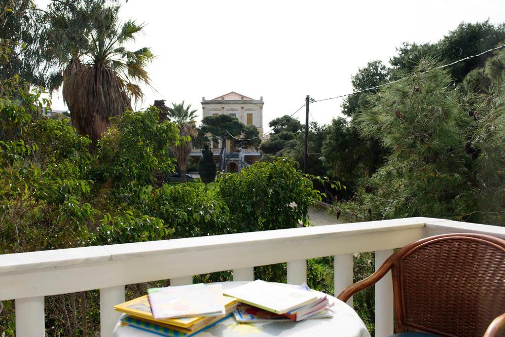 Balkon lub taras w obiekcie Mother's House in syros Aegean sea