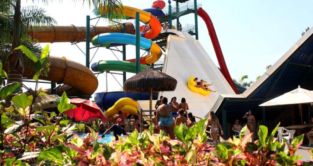Lacqua diRoma com ACESSO ao Parque Laga Quente EcoPraia - GOTurismo  Lacqua diRoma com ACESSO ao Parque Laga Quente EcoPraia - GOTurismo