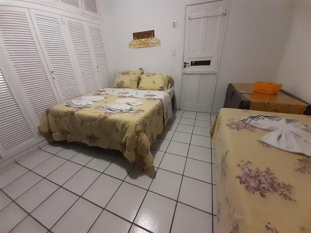  Yellow Hostel Praia da Costa