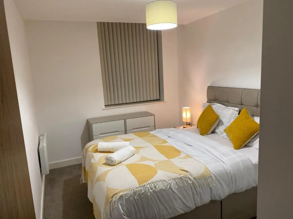 2 King bed luxury Broadway Apartment with Gym and Parking, Birmingham, United Kingdom