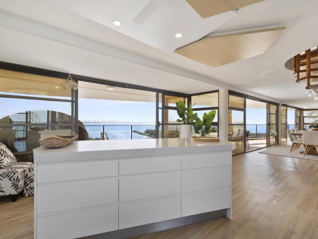 The Penthouse Point Cartwright Instant Hotel Winner 2019 Buddina Australia Booking Com