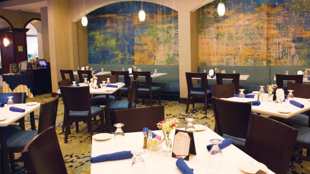 Holiday Inn Hotel & Suites Tallahassee Conference Center North by IHG photo