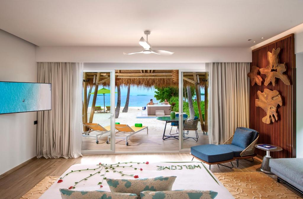 Emerald Maldives Resort & Spa-Deluxe All Inclusive - 8