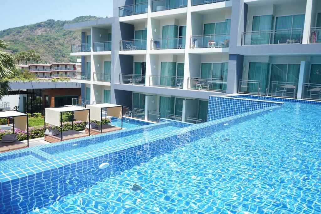 Bazén v ubytování Sugar Palm Grand Hillside - SHA Plus nebo v jeho okolí
