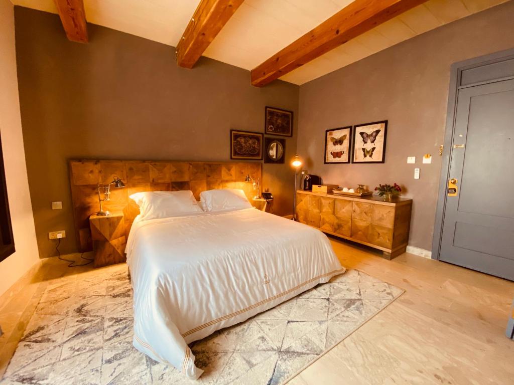 Lulu Boutique Hotel - 1