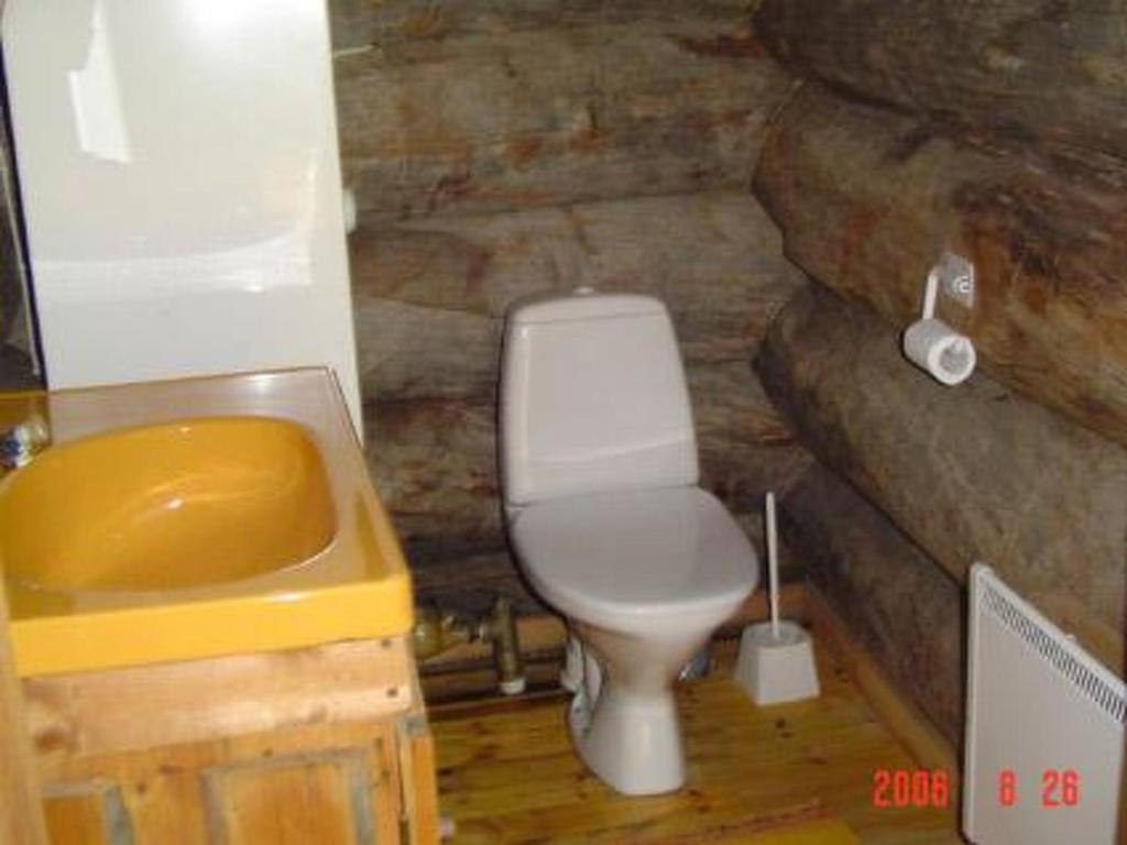 Koupelna v ubytování Holiday Home Veijon kelo by Interhome