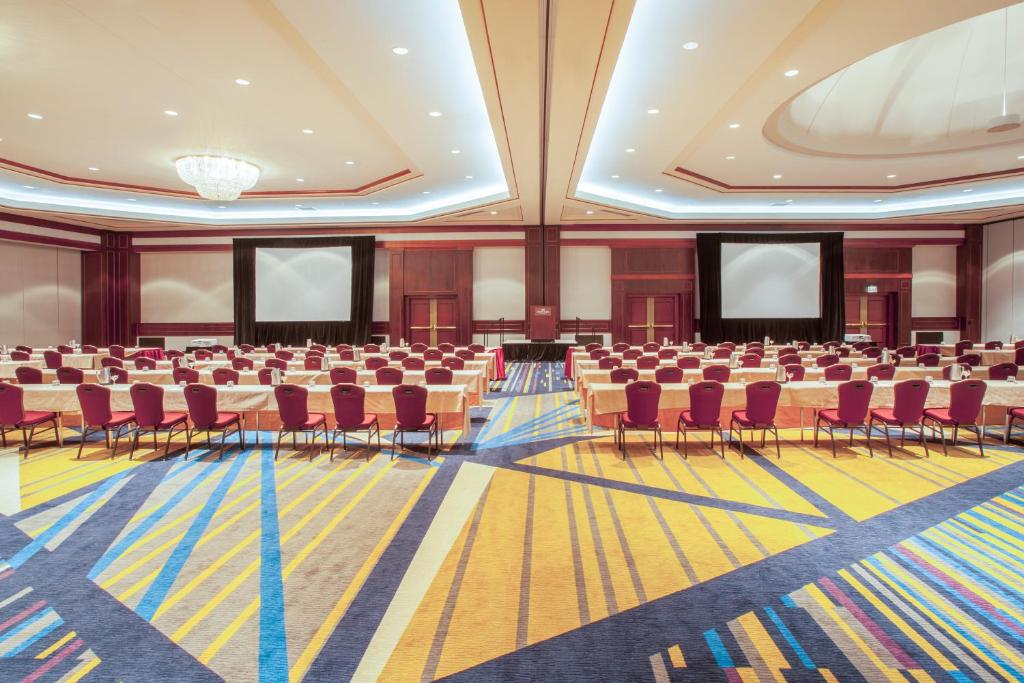 Crowne Plaza Springfield Convention Center by IHG photo