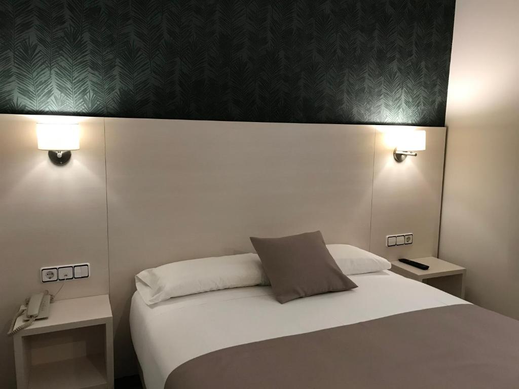 Hotel Cantón - Resim 44