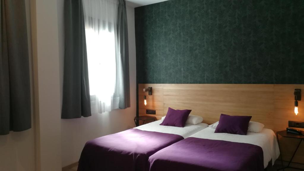 Hotel Cantón - Resim 35