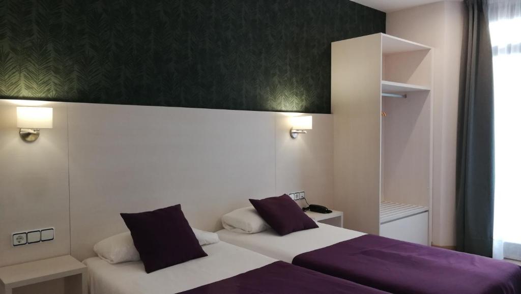 Hotel Cantón - Resim 25