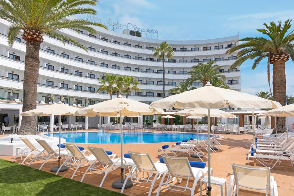 Bazén v ubytování HSM Linda Playa nebo v jeho okolí