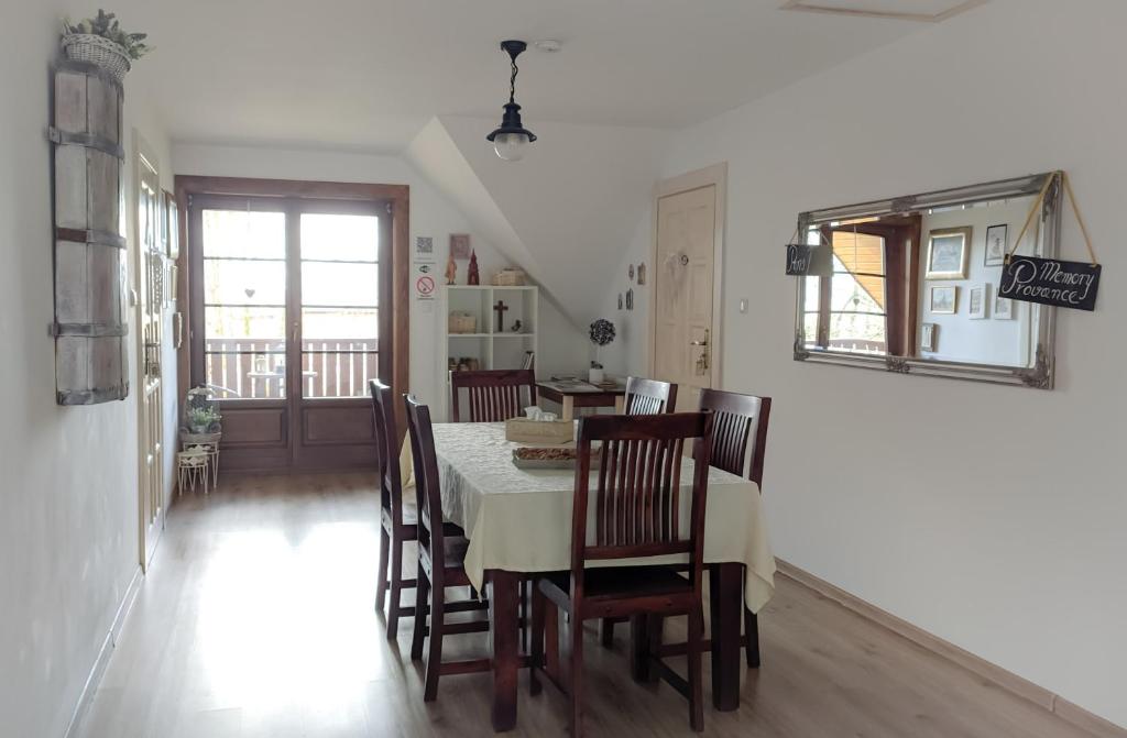 Roztoczański Dworek - 9