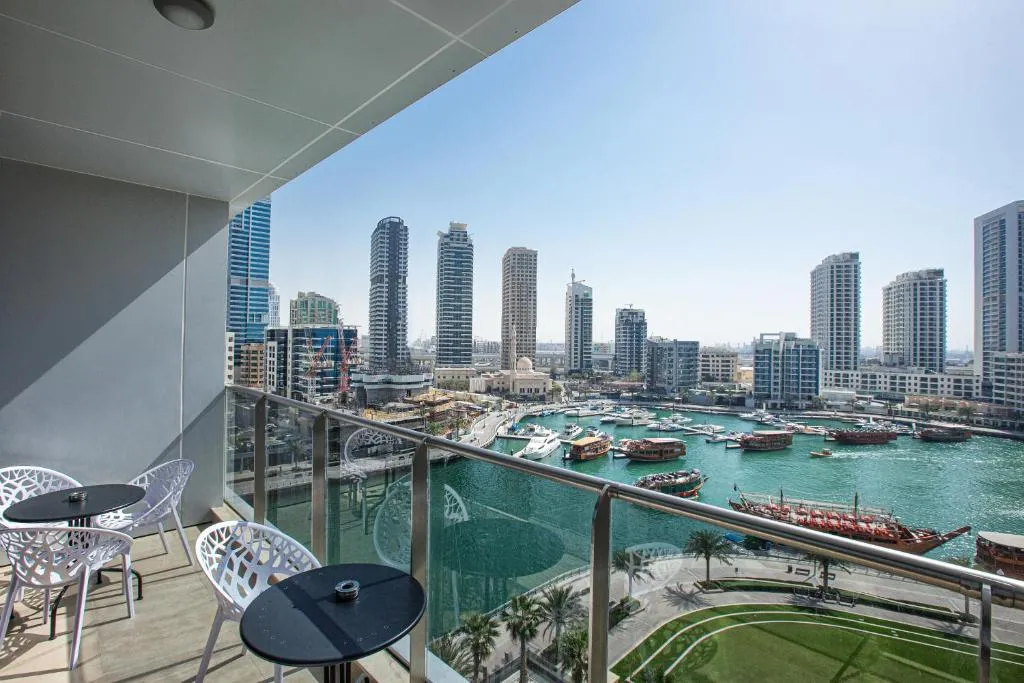 Apartment in Sparkle Tower by Swarovski Dubai Marina, Dubai, Emiratele Arabe Unite