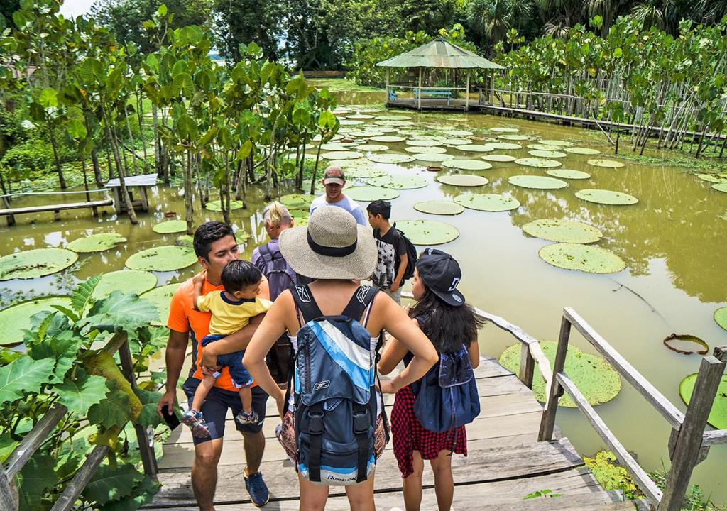Huéspedes de Amazon Oasis Floating Lodge