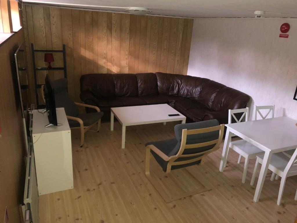 Posezení v ubytování ÅhusGården Vandrarhem